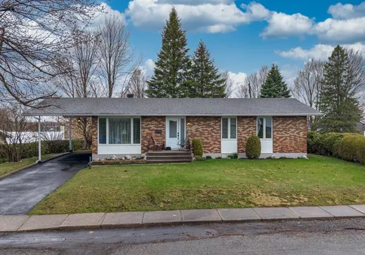 Maison à étages à vendre - 2173 Rue des Pins, Plessisville, G6L1V9