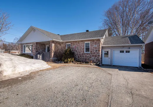 House for sale - 894 Av. Chapais, Val-d'Or, J9P 2E1
