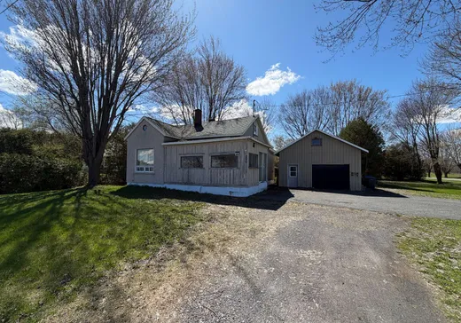 Maison à vendre - 390 Chemin des Patriotes, Saint-Jean-sur-Richelieu, J0J 2G0