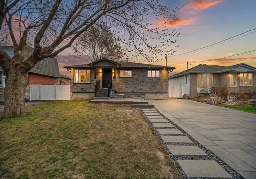 Maison à vendre - 190 Rue Martin, Montréal (Ville-Marie), J4G 1M3