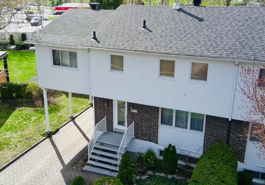 Maison à vendre - 1701 Rue Bullion, Saint-Lambert, J4M 1A4