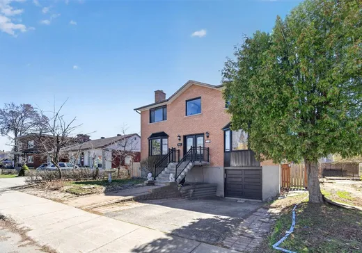 Maison à vendre - 2240 Av. O'Brien, Montréal (Saint-Laurent), H4L 3W9