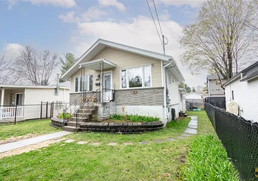 House for sale - 243 18e Avenue, Deux-Montagnes, J7R 4B2