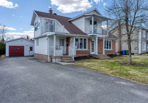 Bungalow for sale - 738-740 Rue Ste-Marie, Black-Lake, G6H1H5