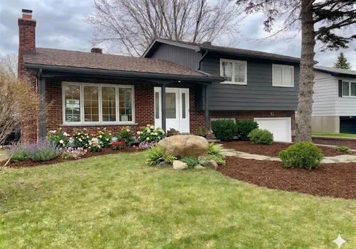 House for sale - 43 Av. Georges, Candiac, J5R 3W5