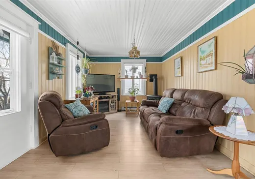 Maison à vendre - 1515 Rue Principale, St-Philemon, G0R 4A0