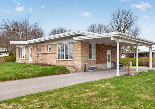 Maison à vendre - 32 Rue des Écoles, Saint-Esprit, J0K 2L0
