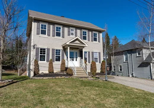 Maison à vendre - 2626 Rue de l'Alaska, Fleurimont, J1E 0G2