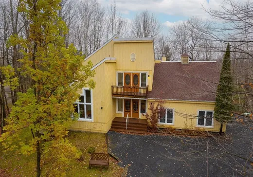 Maison à vendre - 2445 Imp. des Mûriers, Magog, J1X 0M8