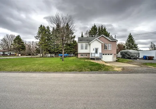 House for sale - 967 Rue Lapalme, Saint-Lin-Laurentides, J5M 1Y9