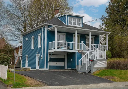 Maison à vendre - 898 Rue McManamy, Sherbrooke, J1H 2N3