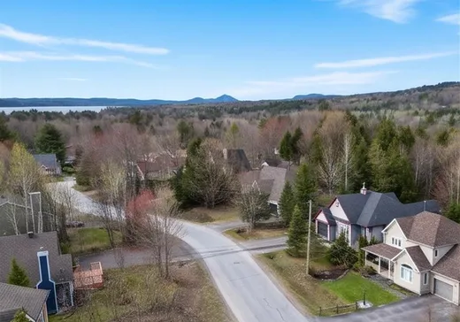 House for sale - 527 Av. des Dômes, Magog, J1X 7S4