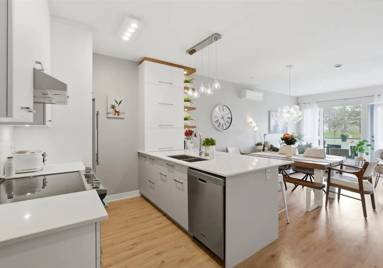 430 Rue Notre-Dame, App. 106 — photo 1