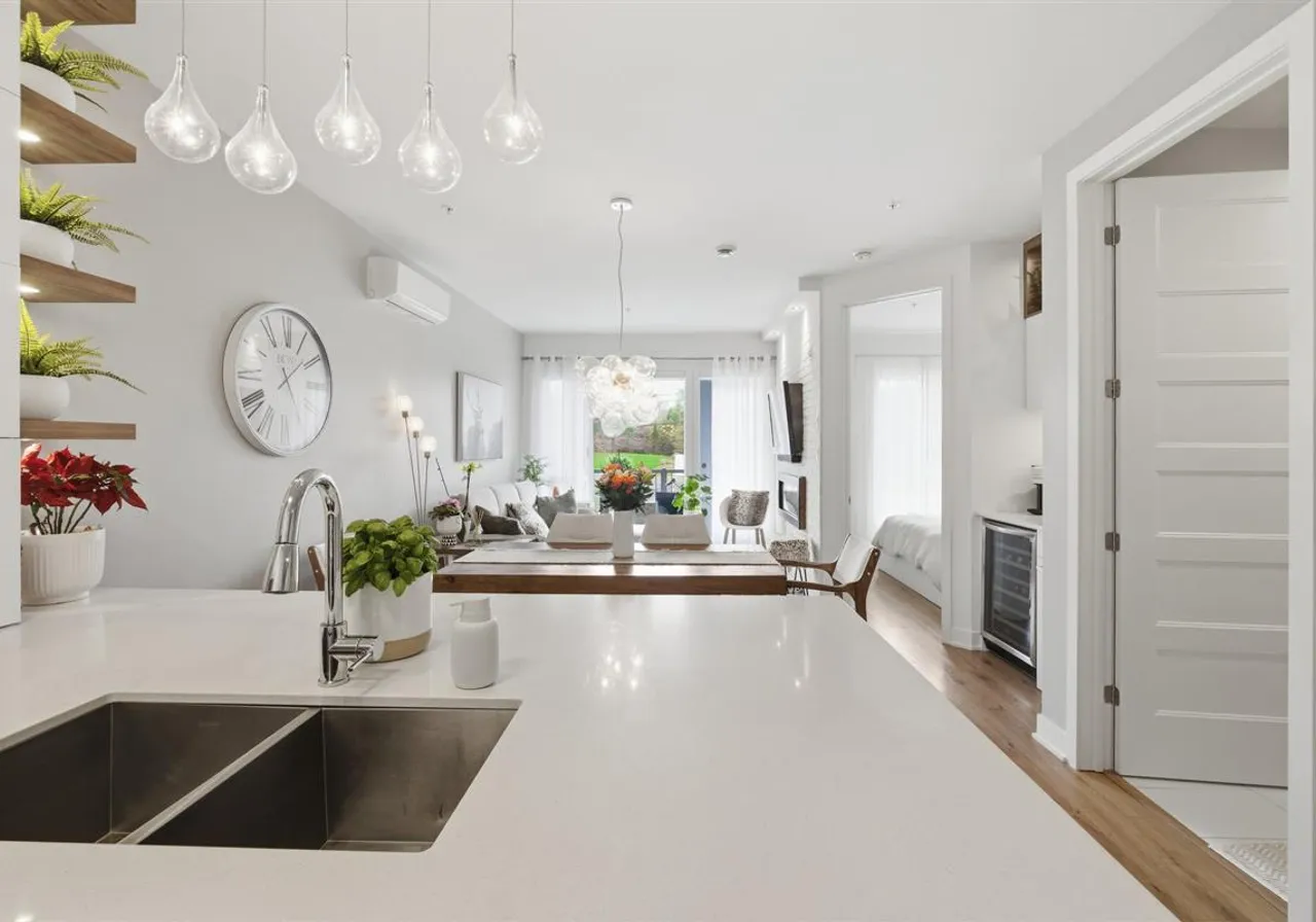 430 Rue Notre-Dame, App. 106 — photo 2