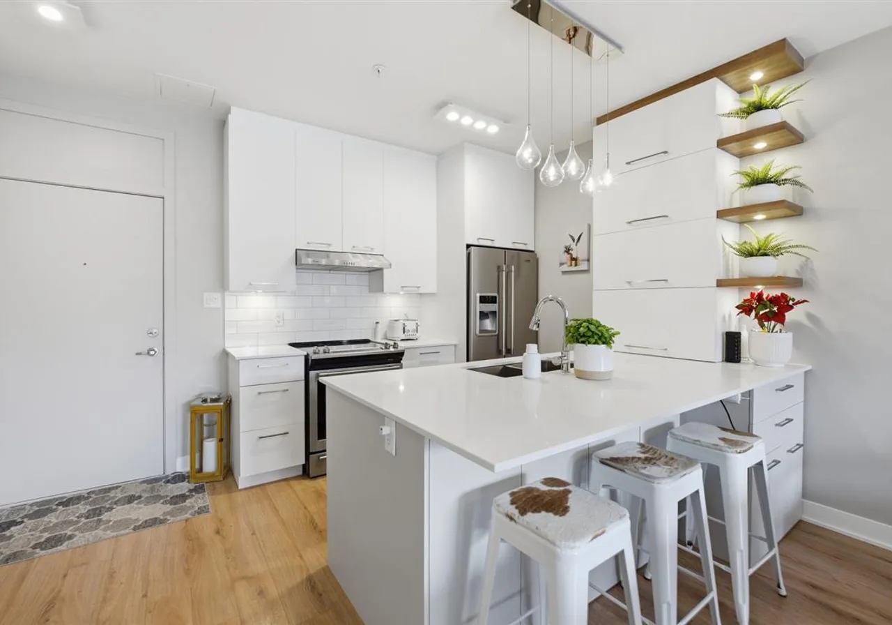430 Rue Notre-Dame, App. 106 — photo 3