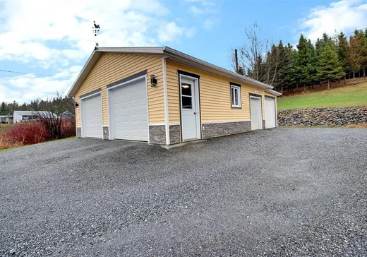 Maison à vendre - 250 Ch. du Lac, Saint-Juste-Du-Lac, G0L 3R0