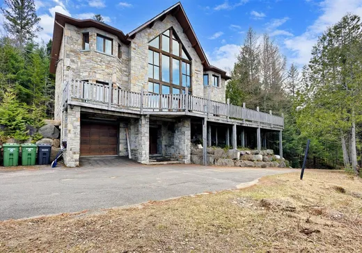 Two or more stories for sale - 489 Ch. du Lac-Manitou S., Sainte-Agathe-des-Monts, J8C2Z8