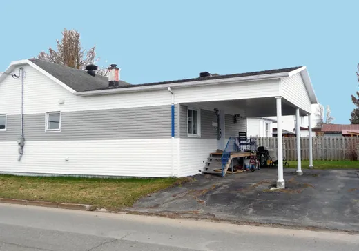 House for sale - 119 Rue Coulombe, Montmagny, G5V 1Y5