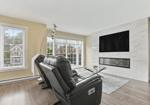 Condo for sale - 2469 Boul. des Pins, Sainte-Marthe-sur-le-Lac, J0N 1P0