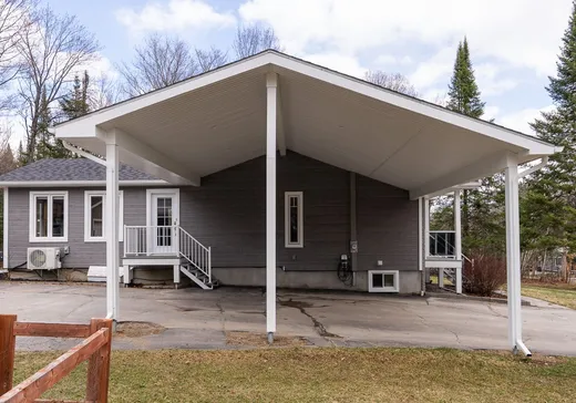 Maison à vendre - 236 Rue de l'Habitat, Mont-Laurier, J9L 3G4
