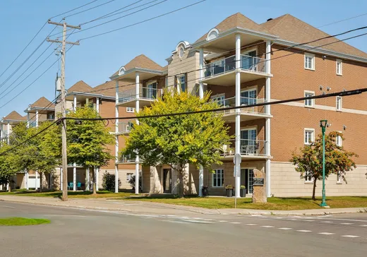 Condo à vendre - 4321 Boul. Le Corbusier, Laval (Sainte-Rose), H7L 0G1
