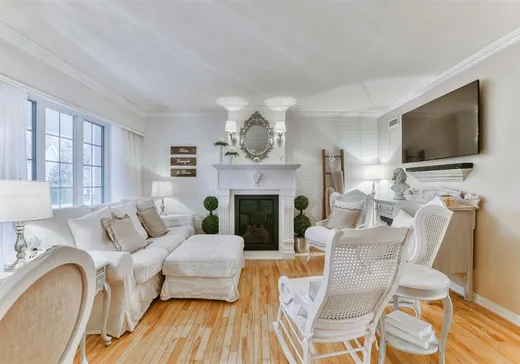 Maison à vendre - 401 Rue de la Châtelaine, Montréal (Mercier/Hochelaga-Maisonneuve), J5L 0A4