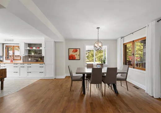 Maison à vendre - 460 Rue Principale, Saint-Sauveur, J0R 1R5