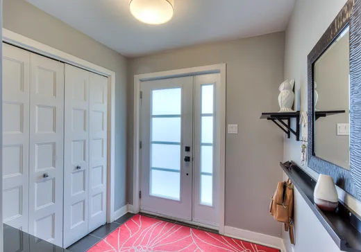 House for sale - 122 Av. Chamberry, Les Cedres, J7T 0G5