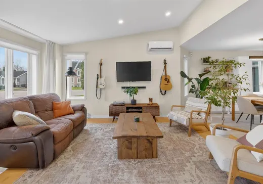 Maison à vendre - 319 Av. de l'Ardoise, Saint-Marc-des-Carrières, G0A 4B0
