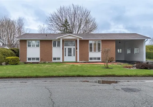 Bungalow for sale - 27 Rue Tousignant, Victoriaville, G6P7J4