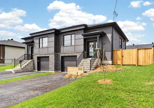 Bungalow à vendre - 1070 Rue Chalmers, Les Nations, J1H0M3