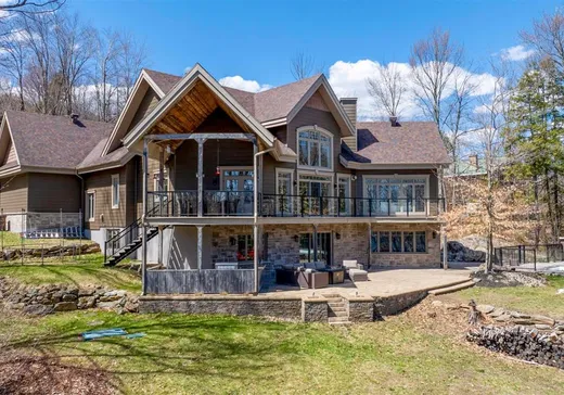 Maison à vendre - 4 2e Rue, Eastman, J0E 1P0