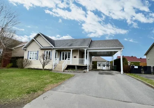 Maison à vendre - 121 Rue Cartier, Victoriaville, G6P 2S8