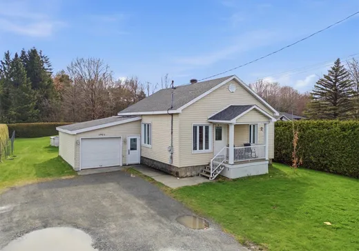 Bungalow à vendre - 1901 Boul. St-Joseph O., Drummondville, J2B8A8