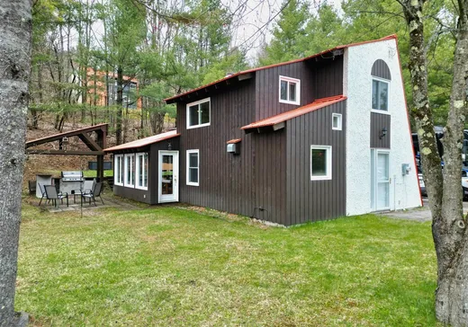 Maison à vendre - 85 Av. des Érables, Orford, J1X 6W9