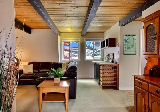 Maison à vendre - 85 Av. des Érables, Orford, J1X 6W9