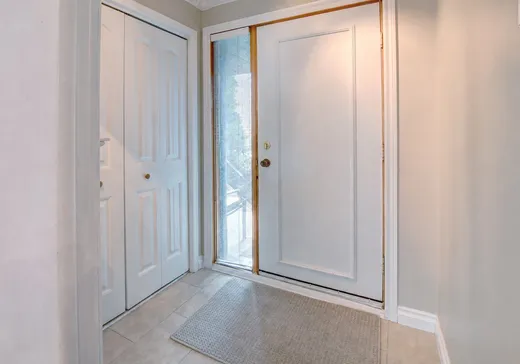 Maison à vendre - 9431 Av. de Bretagne, Montréal (Anjou), H1J 2N8