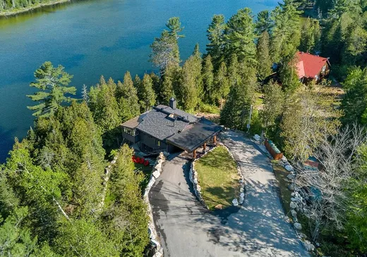 Maison à vendre - 55 Ch. de l'Auberge, Lac-Bouchette, J0X 1E0