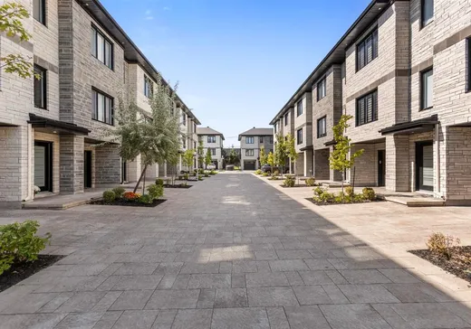 Maison à étages à vendre - 4530 Rue Gilles-Tremblay, Vaudreuil-Dorion, J7V3V8