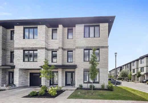 Maison à vendre - 4490 Rue Gilles-Tremblay, Vaudreuil-Dorion, J7V 3V8
