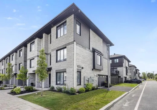 Maison à vendre - 4490 Rue Gilles-Tremblay, Vaudreuil-Dorion, J7V 3V8