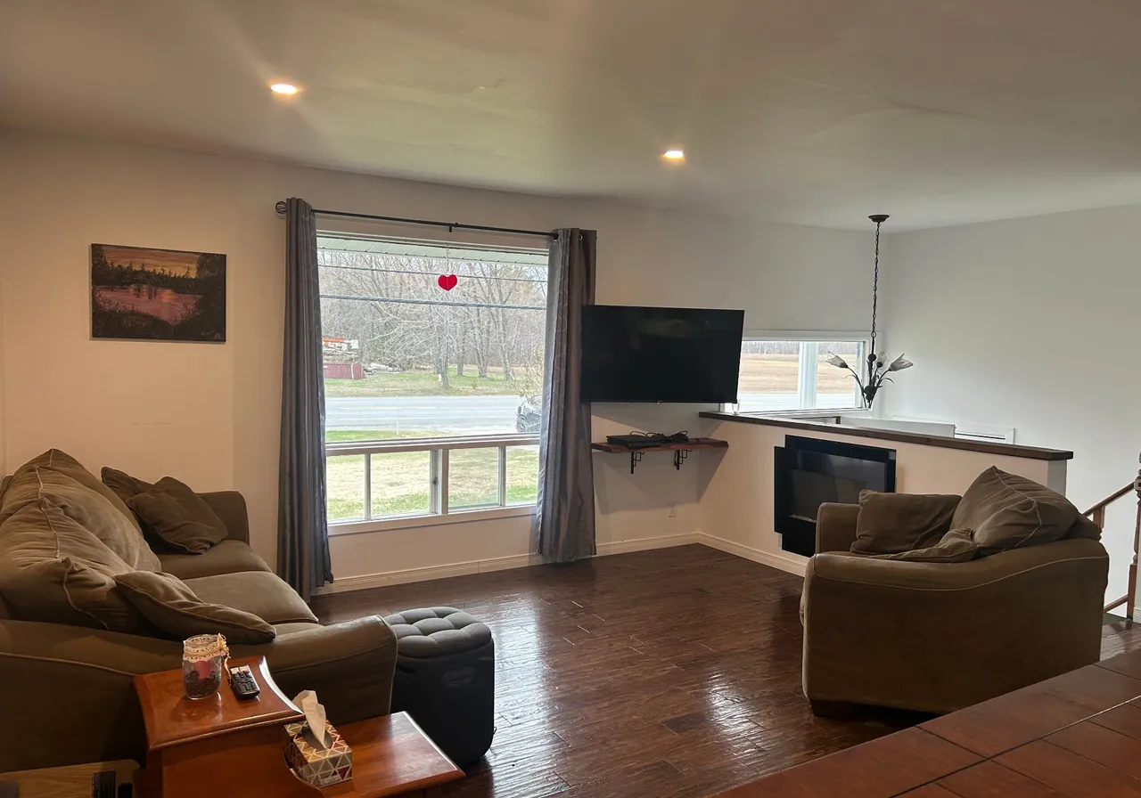 1270 Route 161 — photo 2