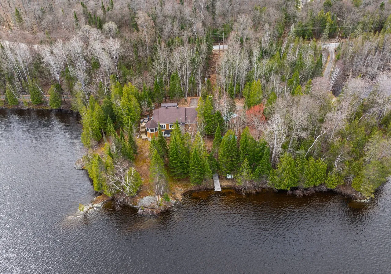 497 Route Pierre-Neveu — photo 1