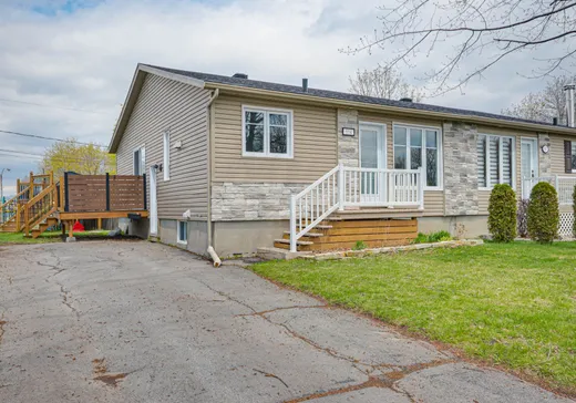 Maison à étages à vendre - 664 Rue Leduc, Salaberry-de-Valleyfield, J6S1A7