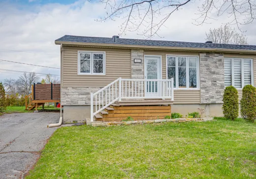 Maison à vendre - 664 Rue Leduc, Salaberry-de-Valleyfield, J6S 1A7
