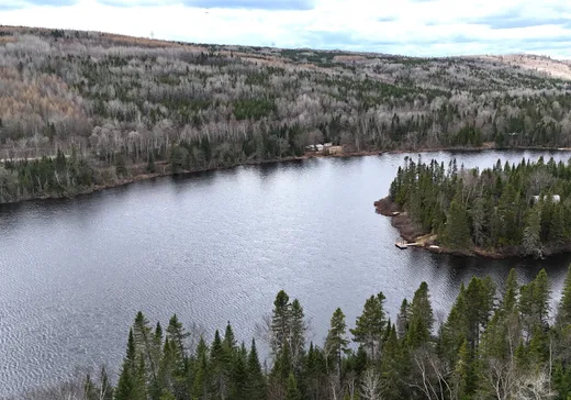 Maison à vendre - 100 Ch. du Lac-Lapointe, La Tuque, G9X 3N8