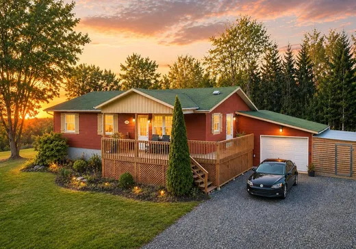 Bungalow for sale - 1268 Route 122, St-Cyrille-De-Wendover, J0C1A0