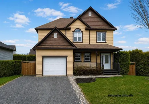 Maison à étages à vendre - 648 Rue Ste-Lucie, Rock Forest-Saint-Élie-Deauville, J1R0V3