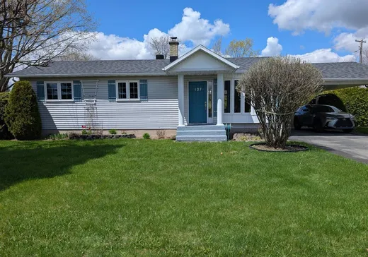 Bungalow for sale - 127 Rue Renaud, Victoriaville, G6P6X9