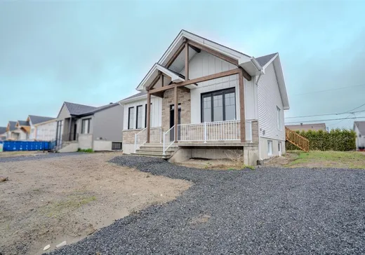 House for sale - 800 Rue du Campanile, Drummondville, J2B 8W7